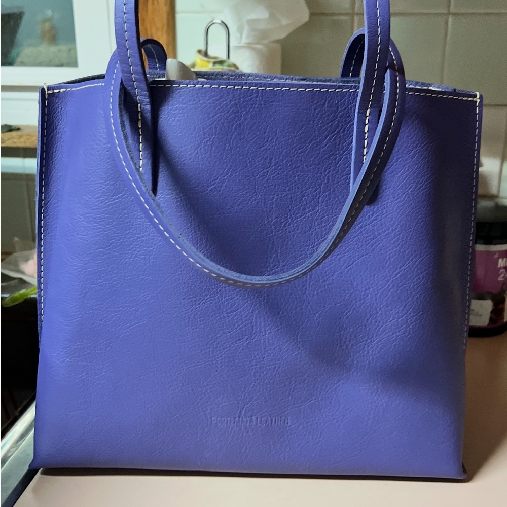 Portland Leather Morning Glory Med August Tote
